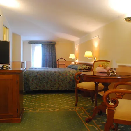 Elena 3* Saint-Vincent