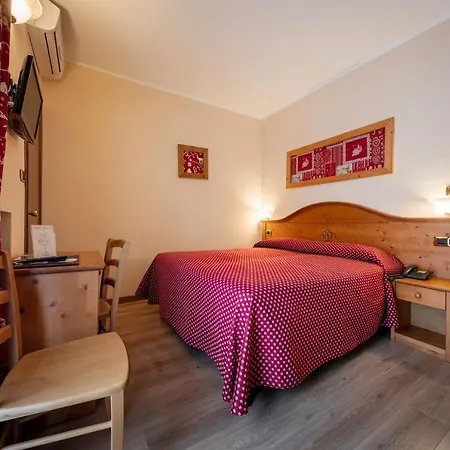 Elena Hotell Saint-Vincent