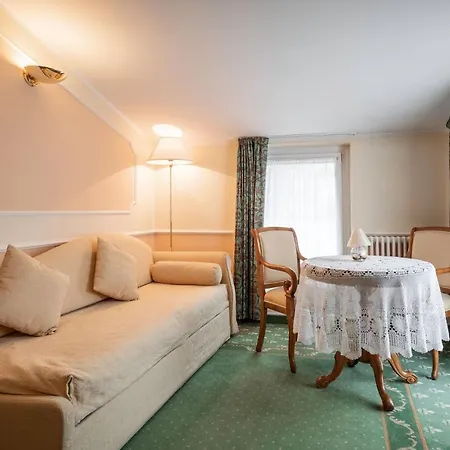 Hotel Elena Saint-Vincent