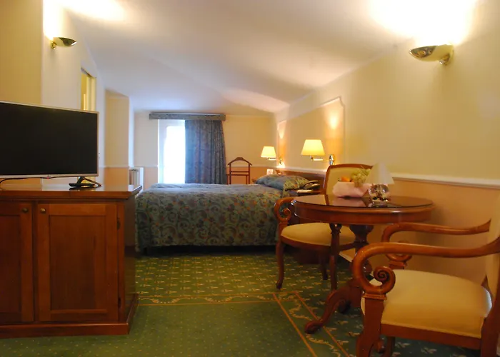 Elena 3* Saint-Vincent